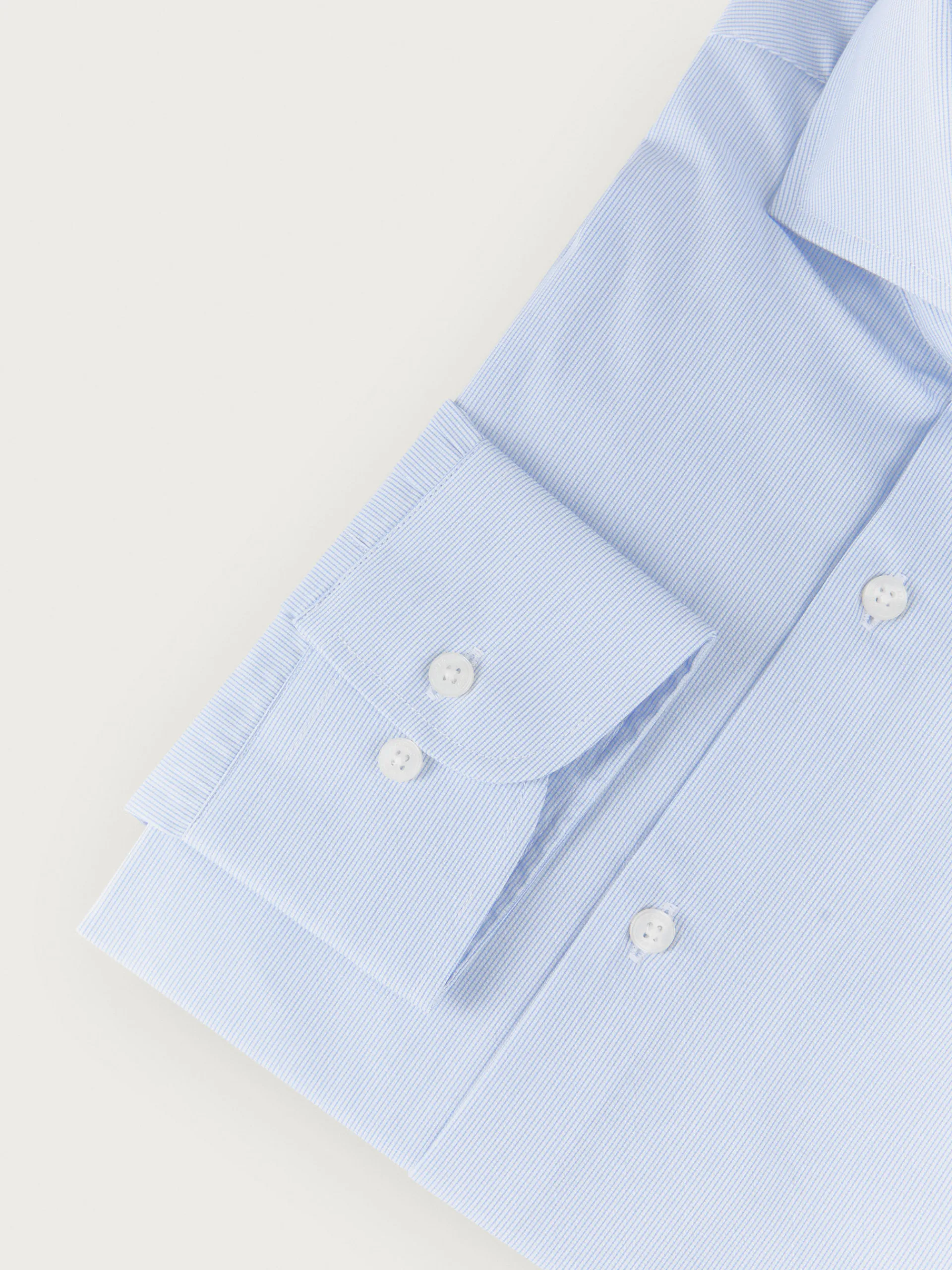 camisa_comfort_micro_checks_celeste_2.webp Shop Alvaro Moreno CAMISA COMFORT MICRO CHECKS Celeste