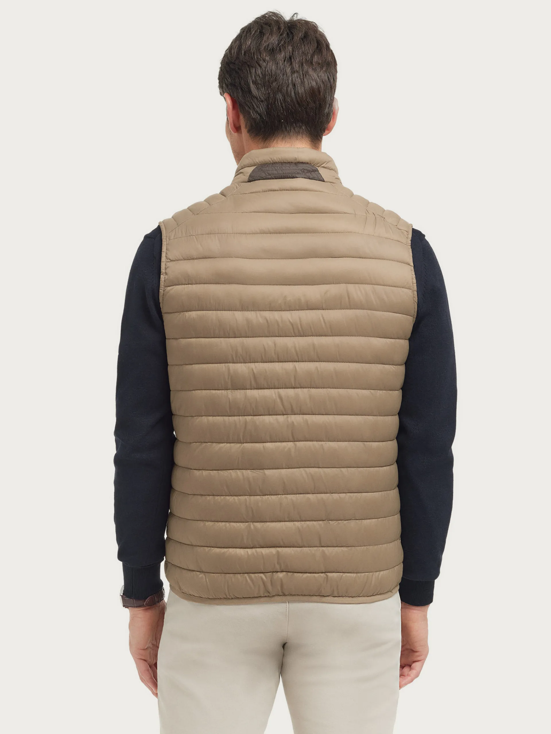 chaleco_denker_camel_2.webp Fashion Alvaro Moreno CHALECO DENKER Camel