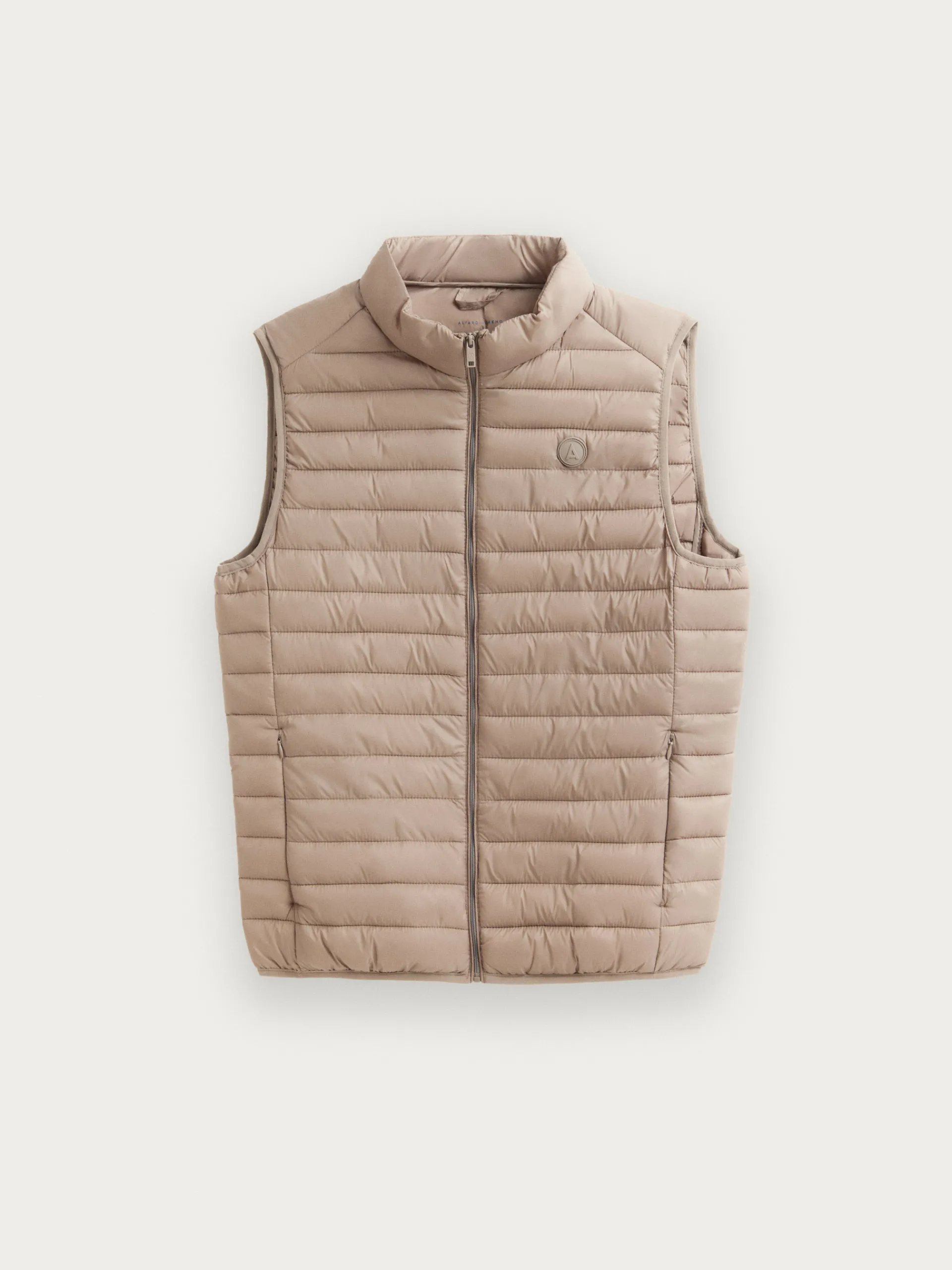 chaleco_niro_camel_5.webp Fashion Alvaro Moreno CHALECO NIRO Camel