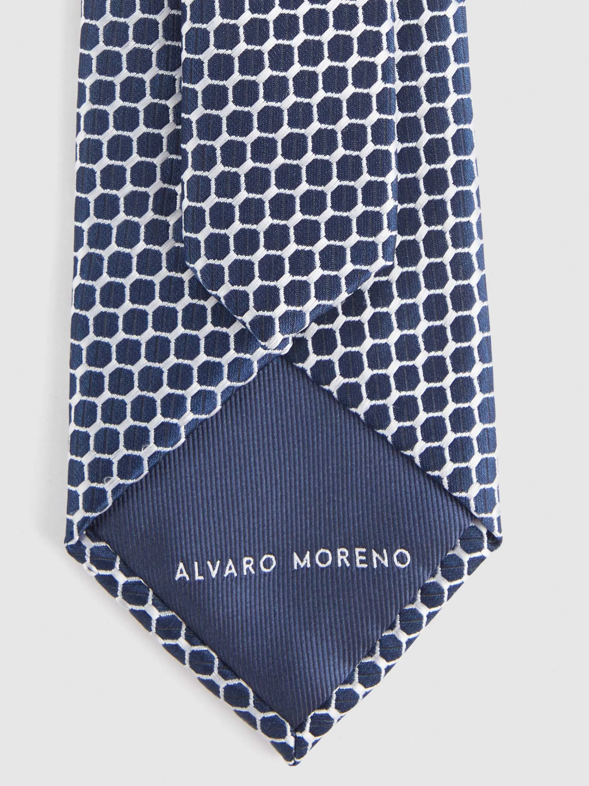 corbata_jacquard_azul_marino_3.webp Online Alvaro Moreno CORBATA JACQUARD Azul Marino