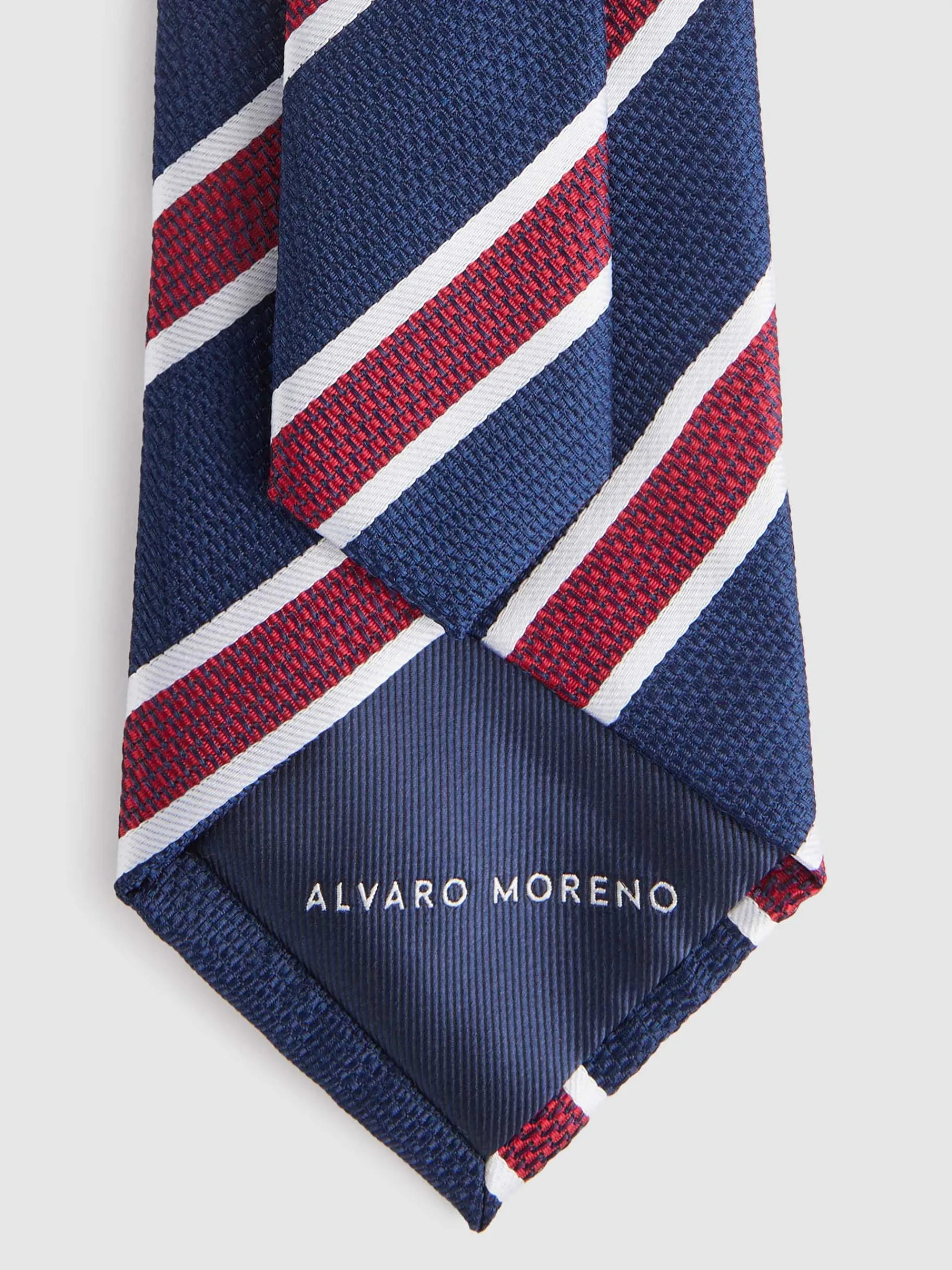 corbata_jacquard_mf_azul_marino_2.webp New Alvaro Moreno CORBATA JACQUARD MF Azul Marino