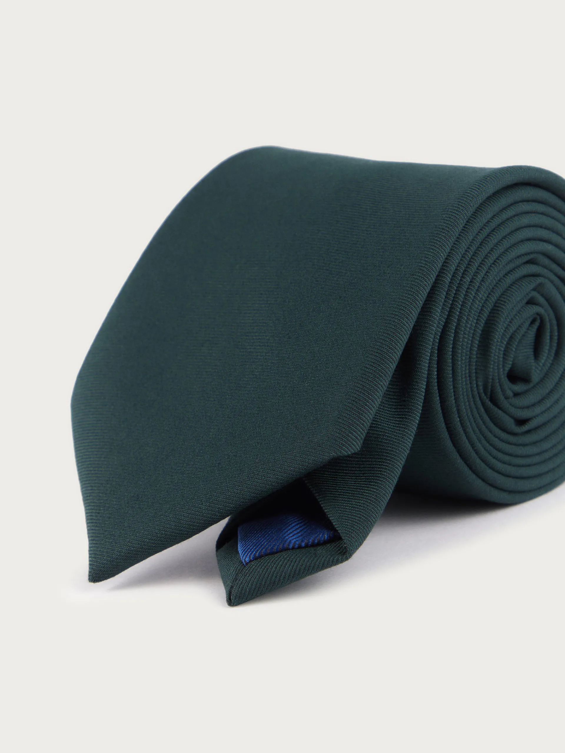 corbata_lisa_mate_verde_0-1.webp Flash Sale Alvaro Moreno CORBATA LISA MATE Verde