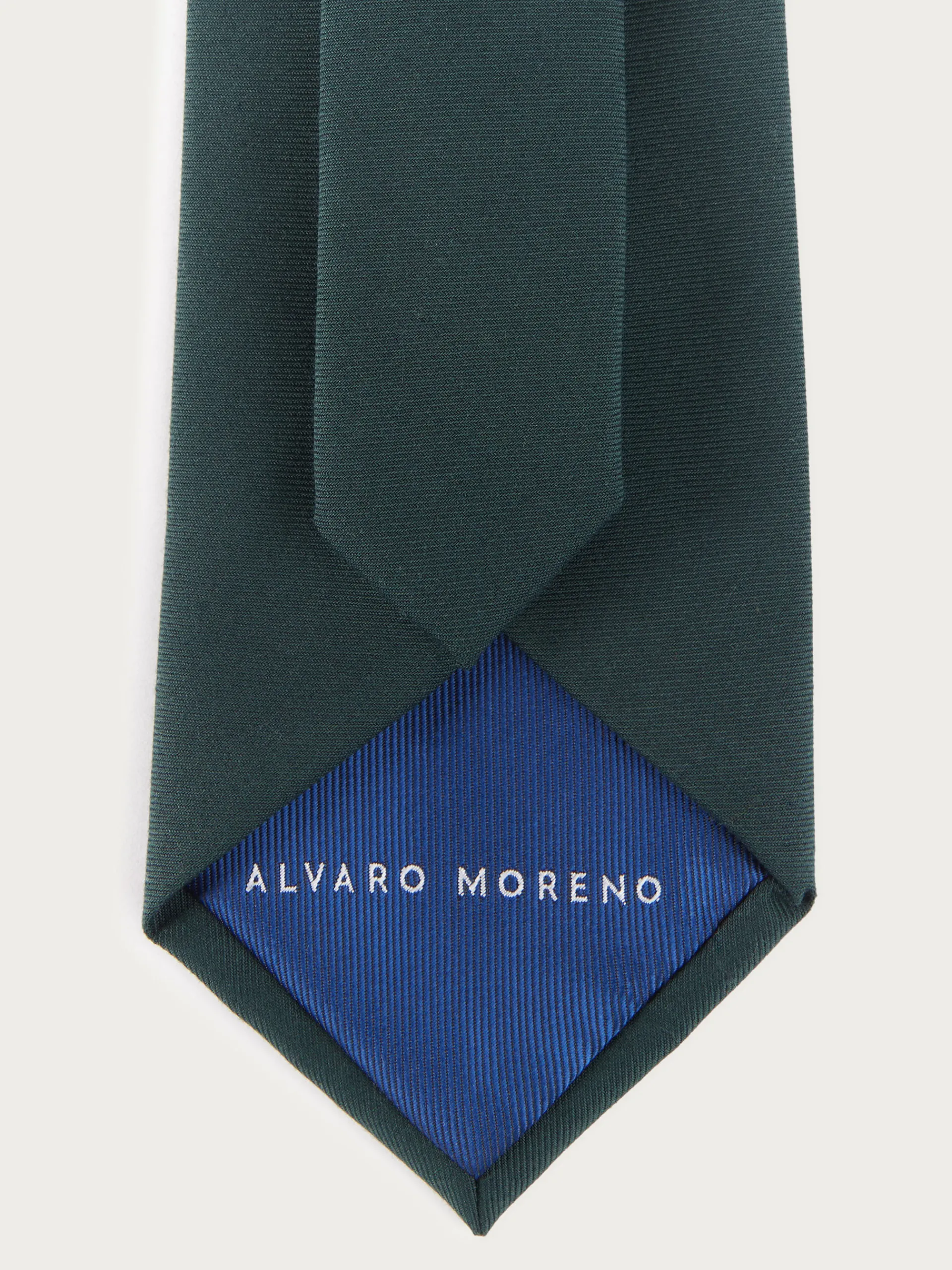 corbata_lisa_mate_verde_2-1.webp Flash Sale Alvaro Moreno CORBATA LISA MATE Verde