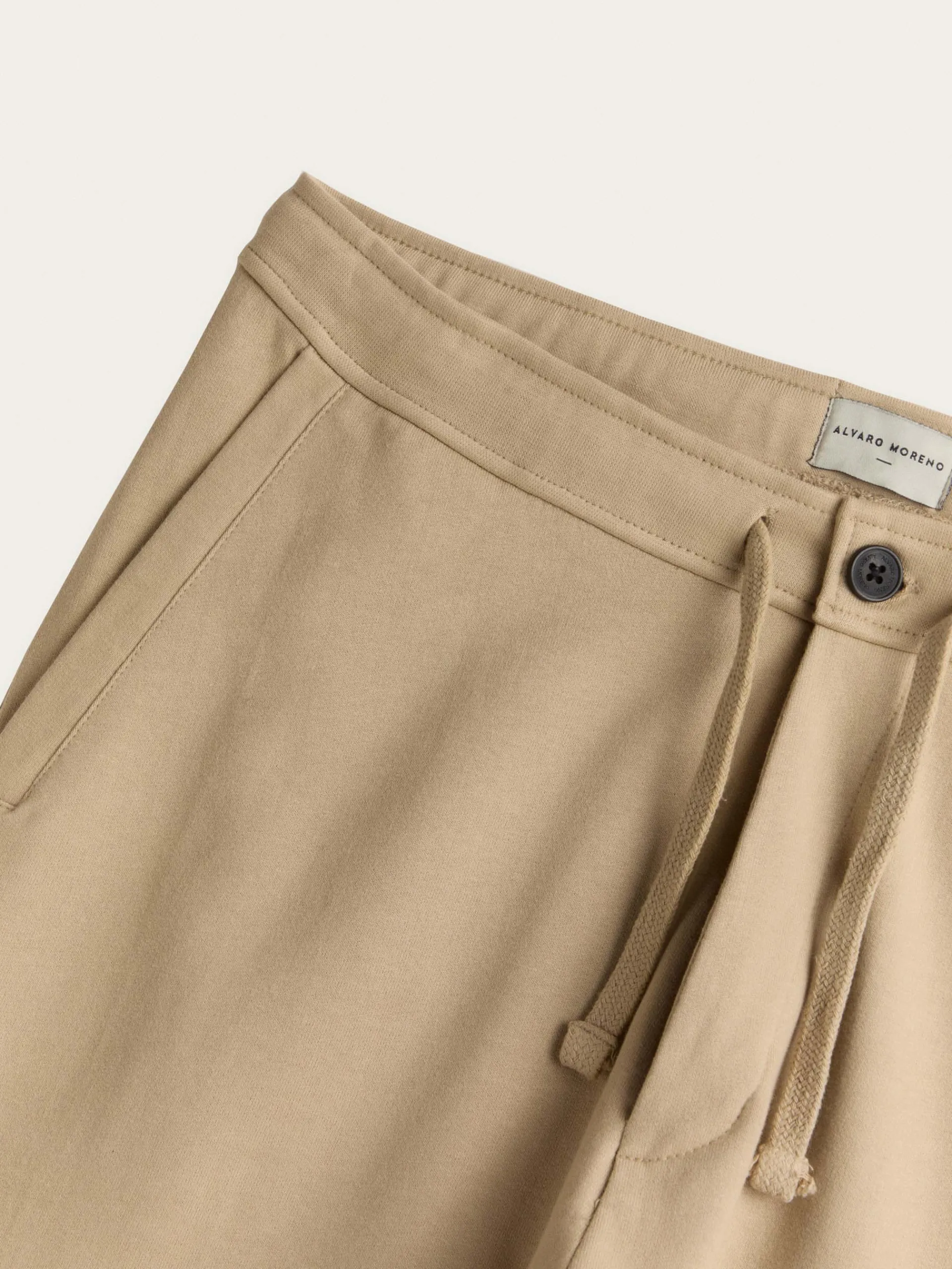 jogger_chino_punto_camel_5.webp Shop Alvaro Moreno JOGGER CHINO PUNTO Camel