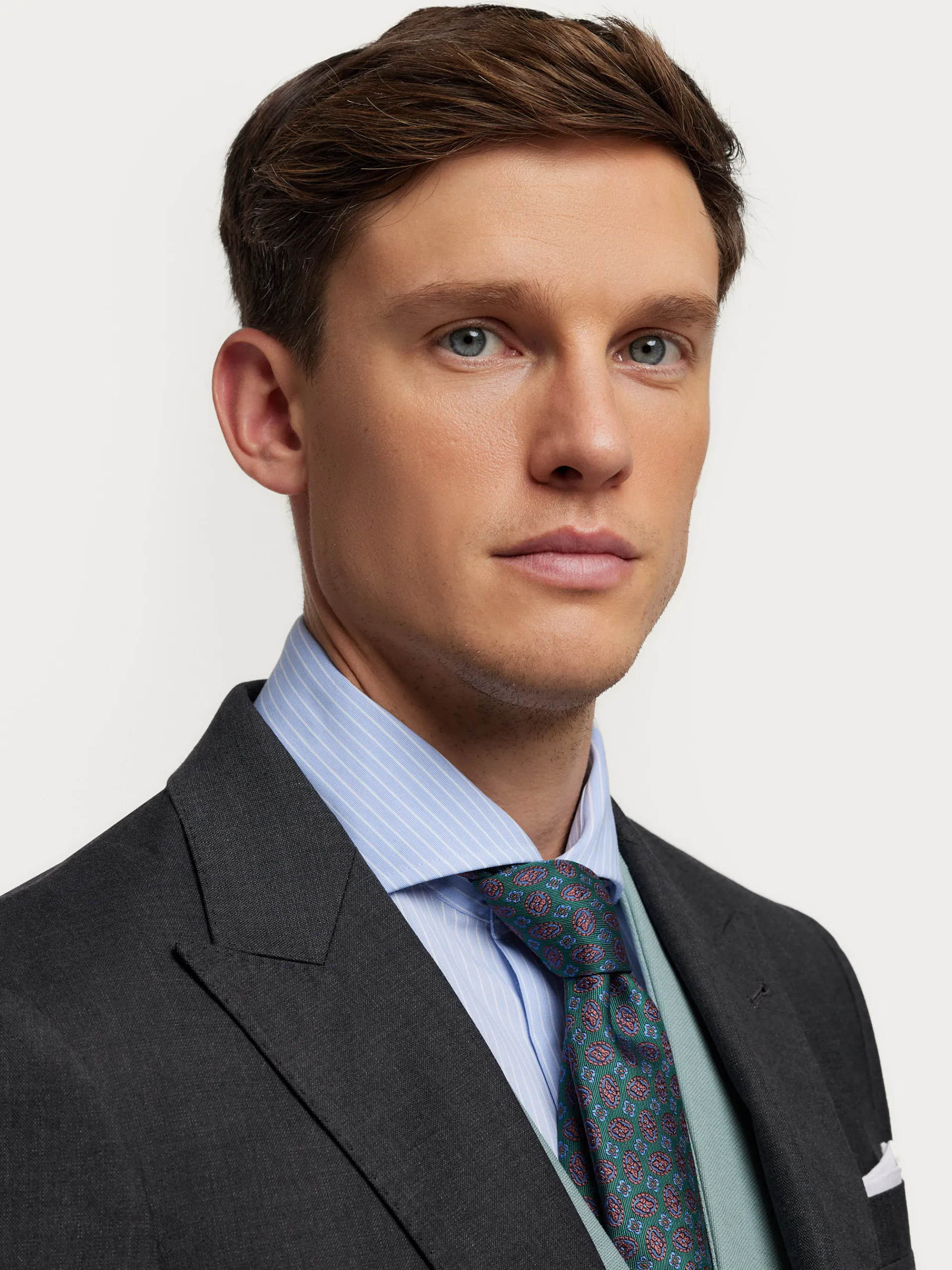 levita_chaque_wedding_gris_3.webp Best Sale Alvaro Moreno LEVITA CHAQUE WEDDING Gris