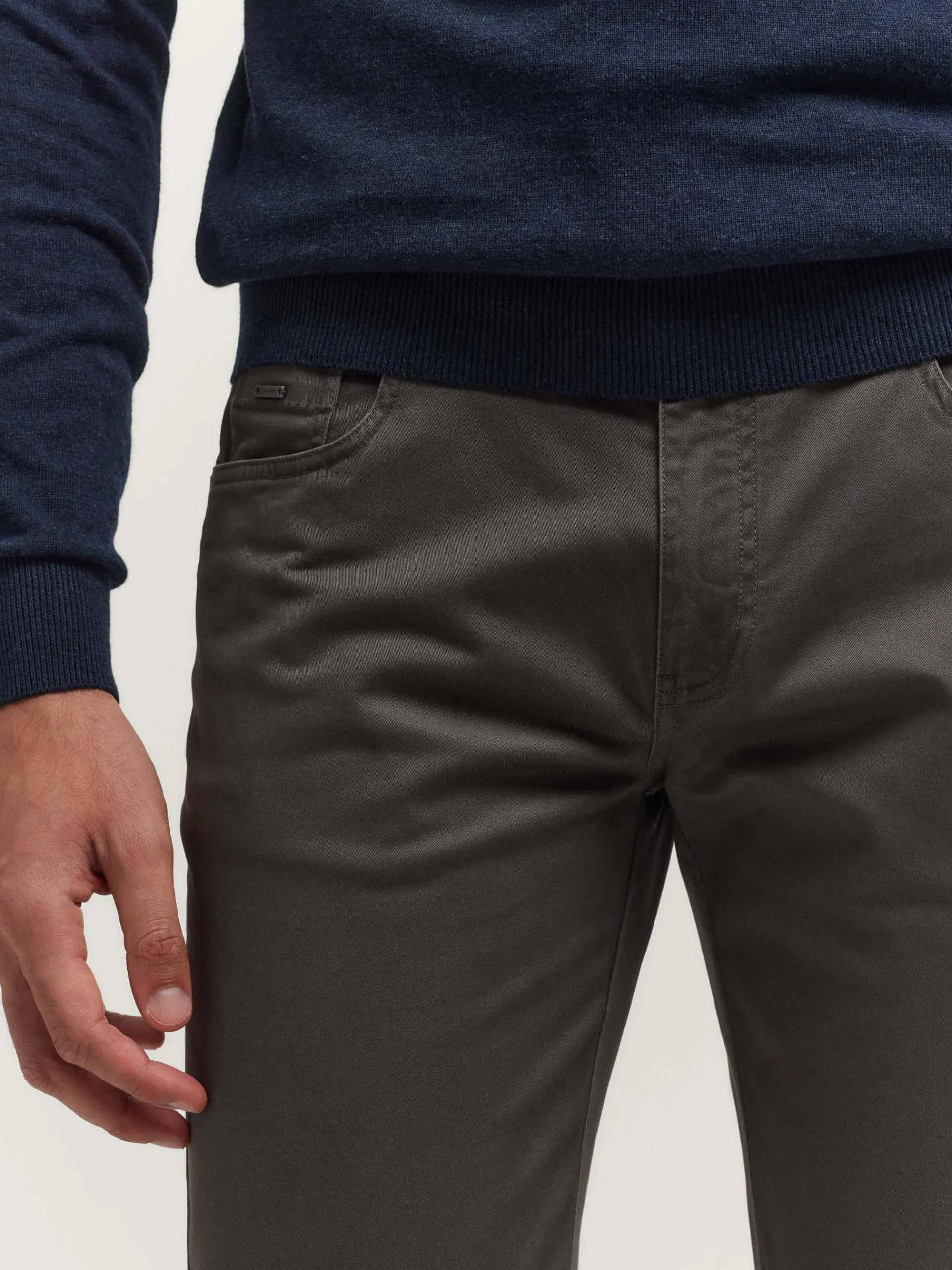 pantalon_pic_pic_gris_3.webp Sale Alvaro Moreno PANTALON PIC PIC Gris