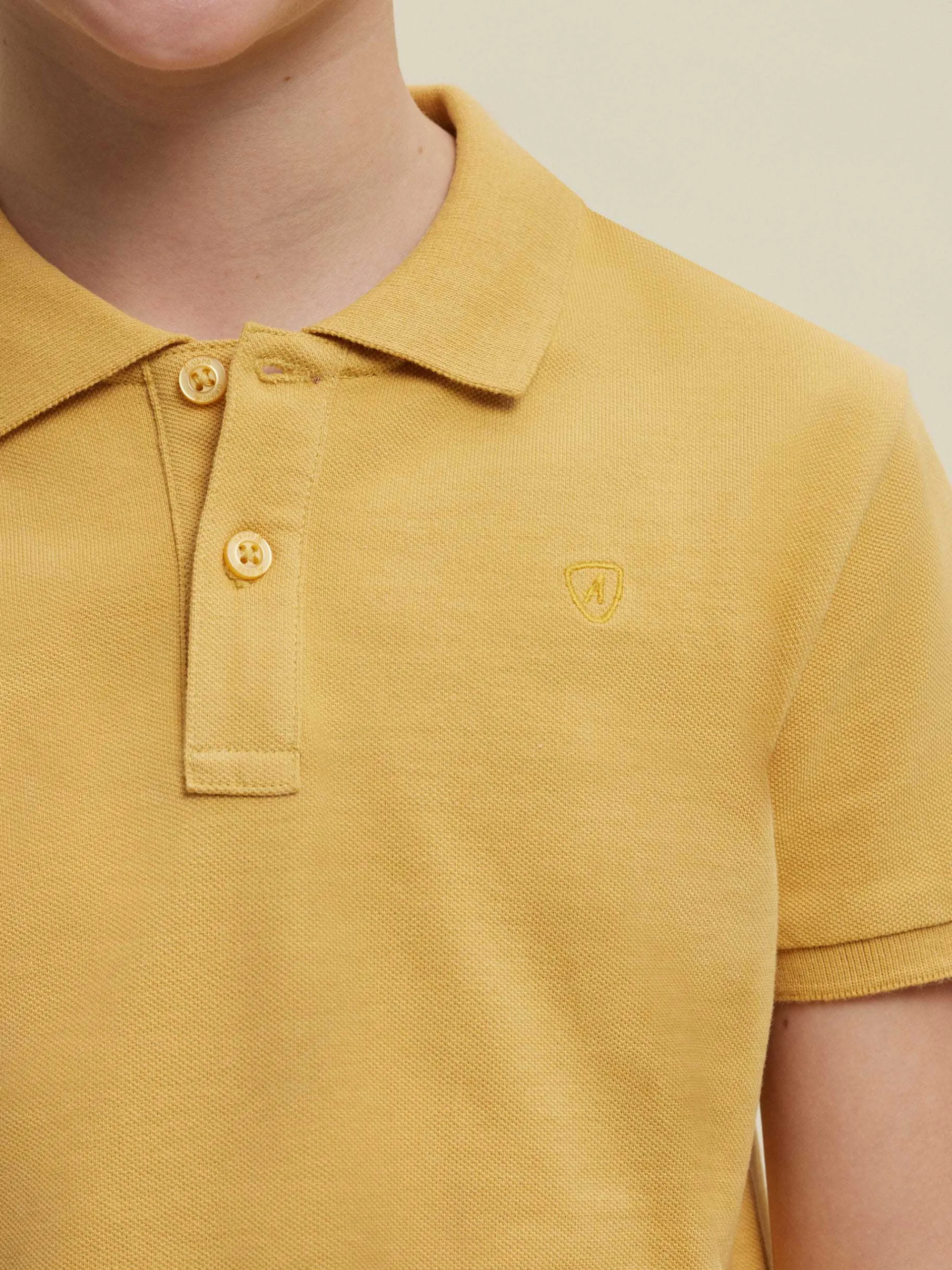 polo_osaka_kids_mostaza_5.webp Fashion Alvaro Moreno POLO OSAKA KIDS Mostaza