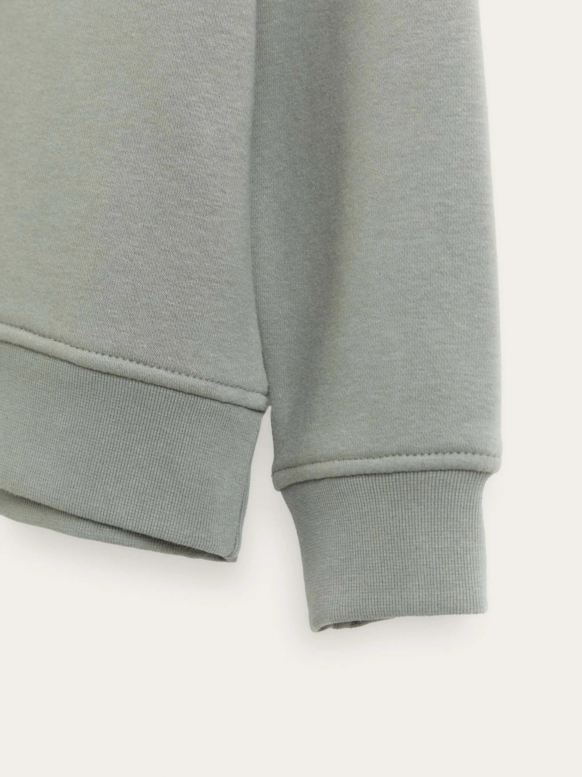 sudadera_basica_kids_verde_2.webp Shop Alvaro Moreno SUDADERA BASICA KIDS Verde