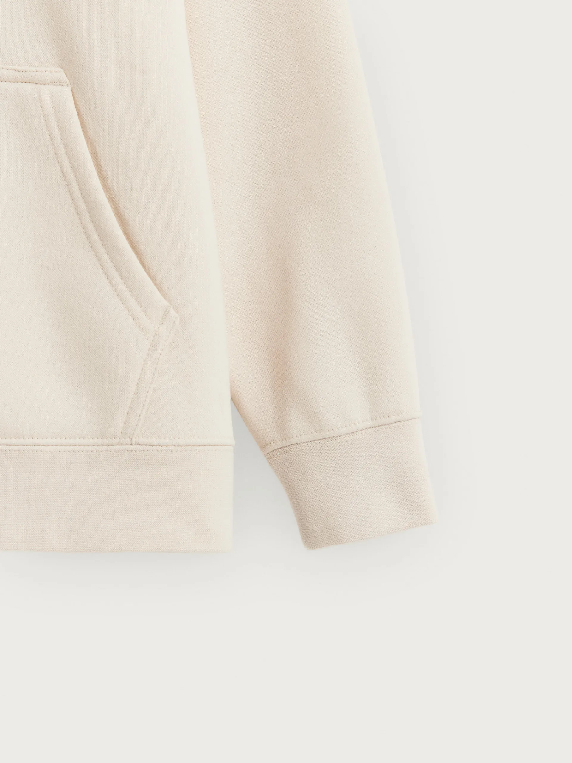 sudadera_moment_kids_beige_2.webp Store Alvaro Moreno SUDADERA MOMENT KIDS Beige